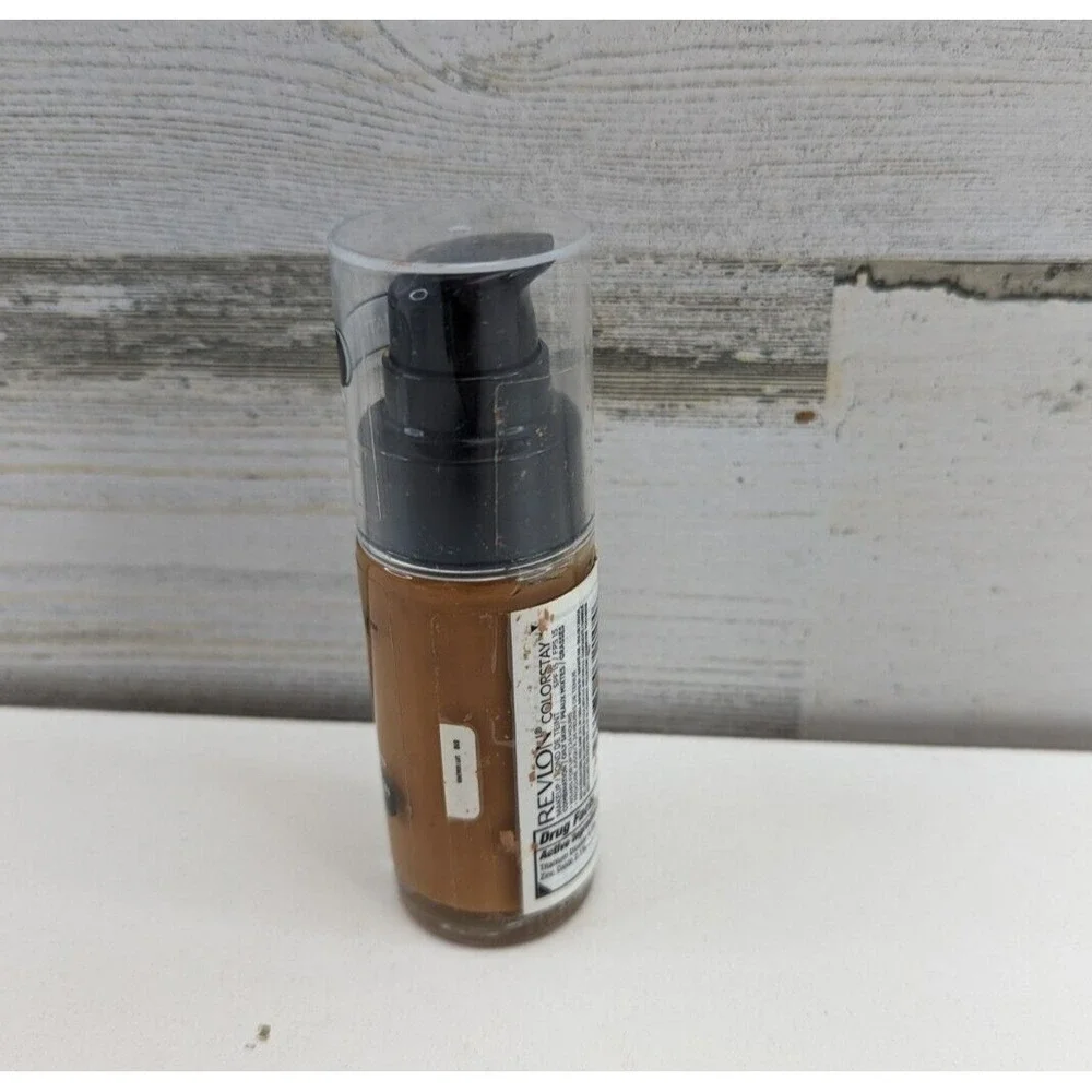 Revlon ColorStay Matte Liquid Foundation SPF 15, Pecan #510,